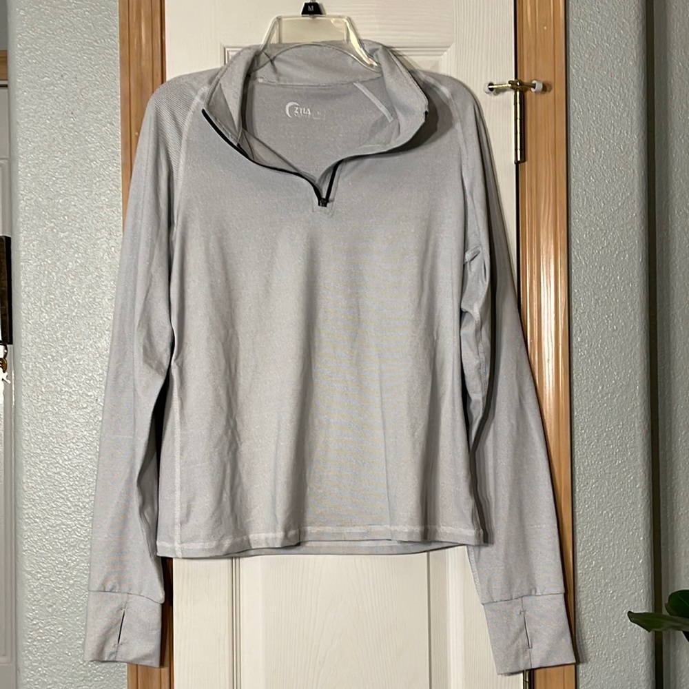 NWOT Zyia Active top. Size XL